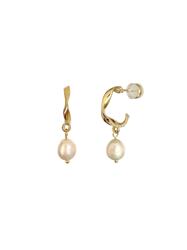 Amelia Pearl Earrings
